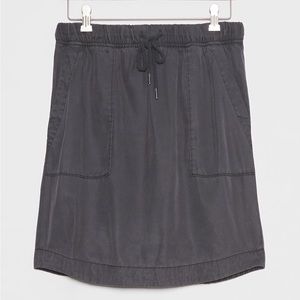 nwt ANTHROPOLOGIE Klara Utility Mini Skirt - size small - 5 stars ⭐️⭐️⭐️⭐️⭐️